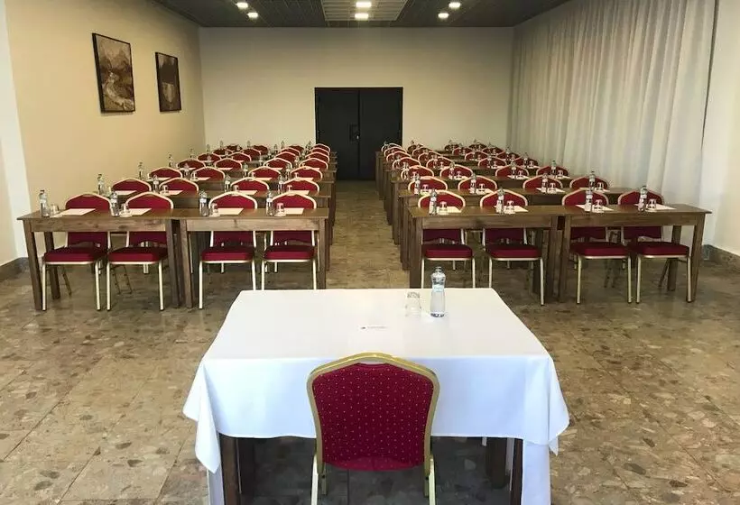 Fotos del hotel Satel:  14