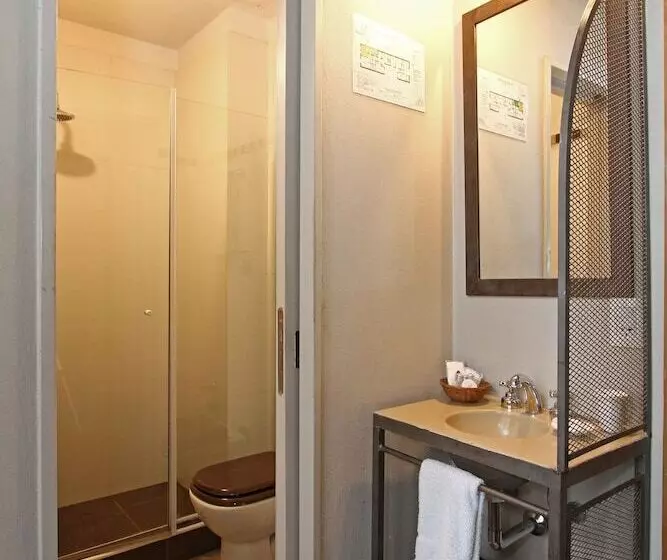 Fotos del hotel A:  10