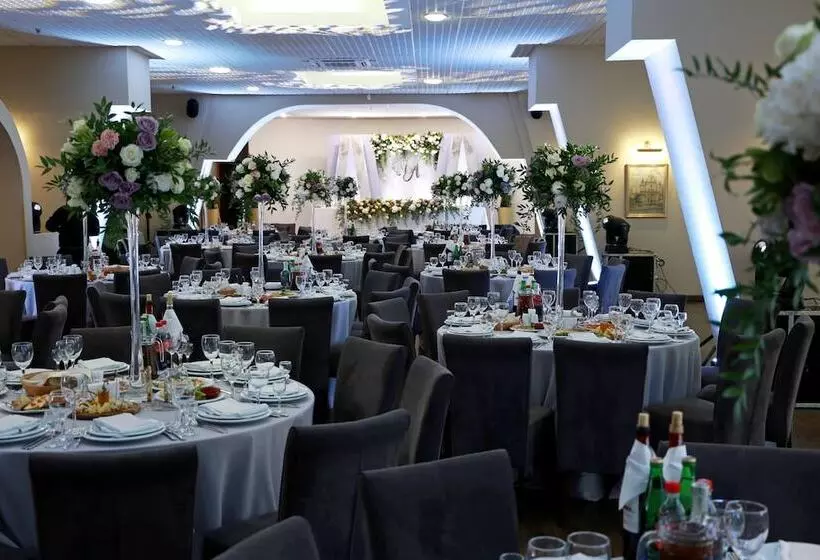 Fotos del hotel Premier Hotel Dnister:  2