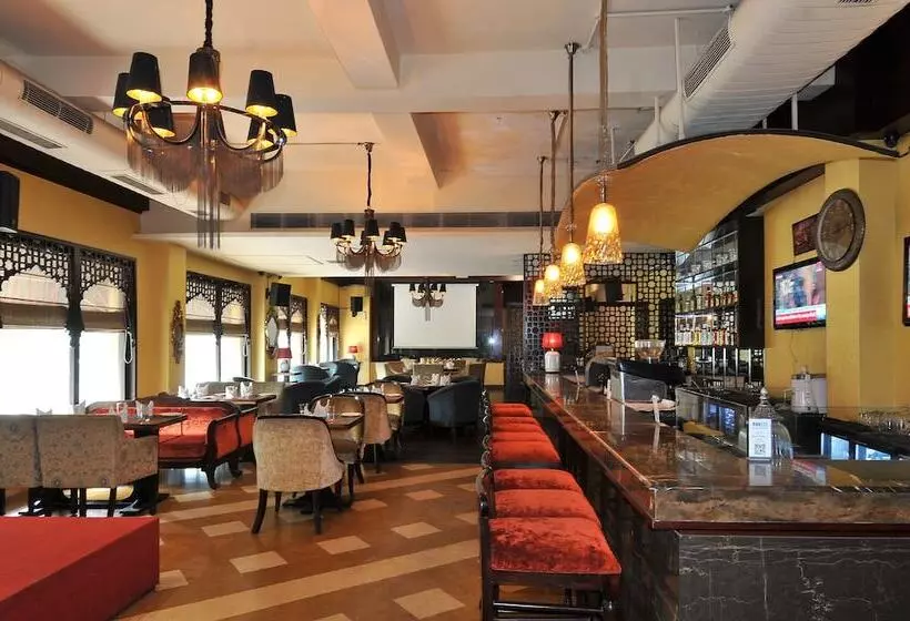 Fotos del hotel Qutub Residency:  13