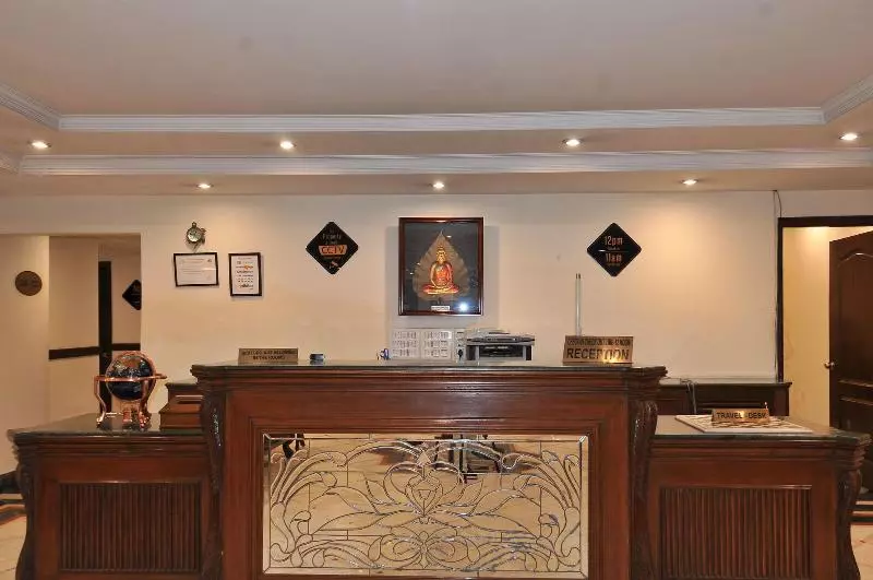 Fotos del hotel Qutub Residency:  12