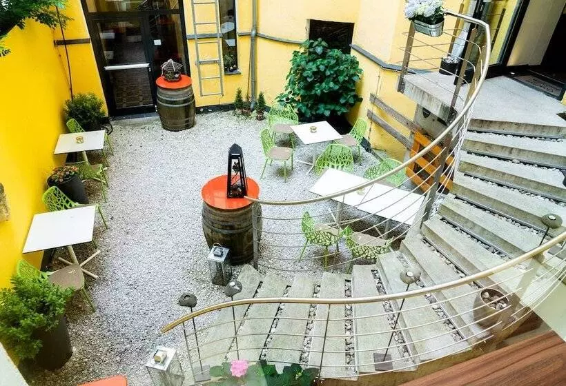 Fotos del hotel Rathaus - Wein & Design:  5