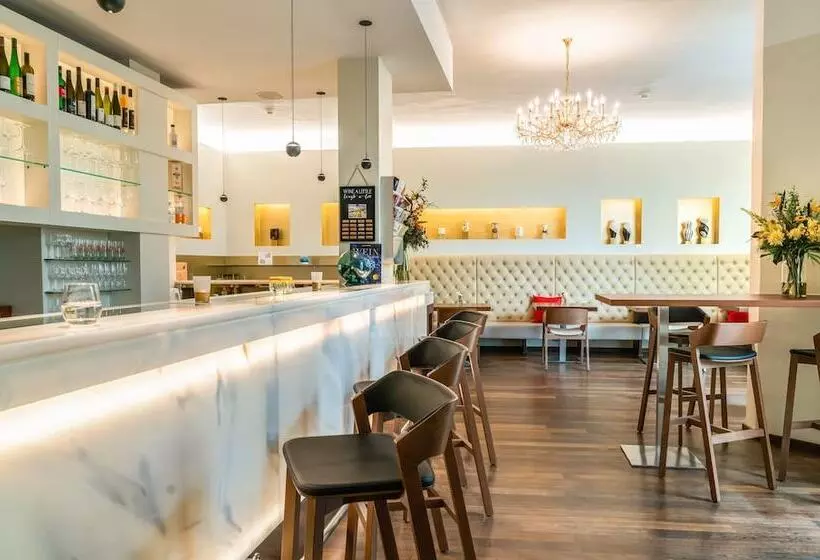 Fotos del hotel Rathaus - Wein & Design:  4