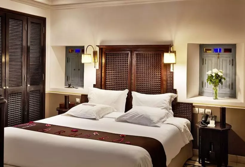 Heure Bleue Palais  Relais & Châteaux