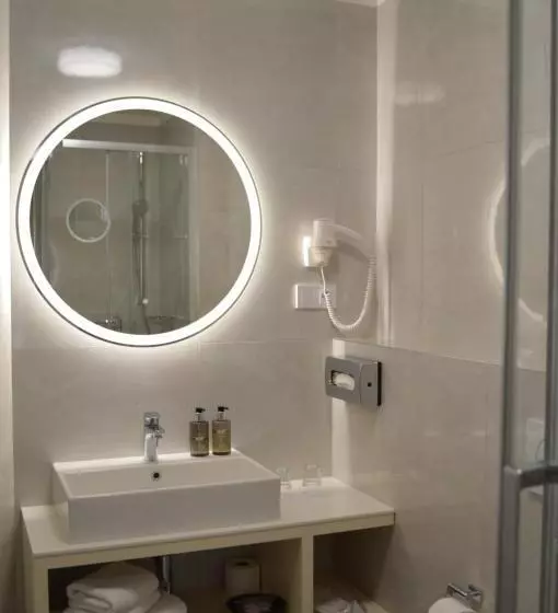 Fotos del hotel The Golden Wheel:  6