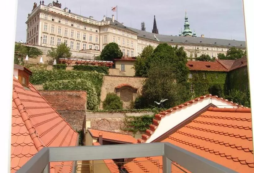 Fotos del hotel The Golden Wheel:  10