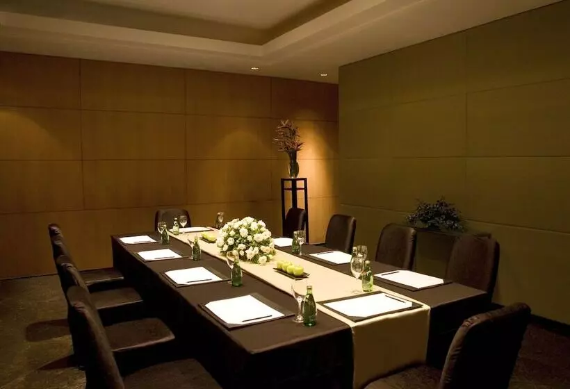 Fotos del hotel The Grand New Delhi:  10