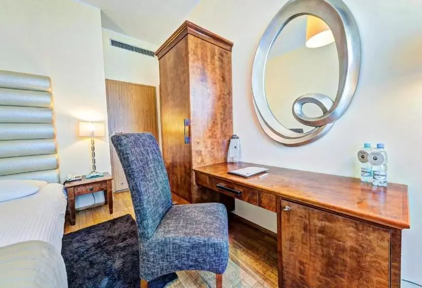 Don Prestige Residence