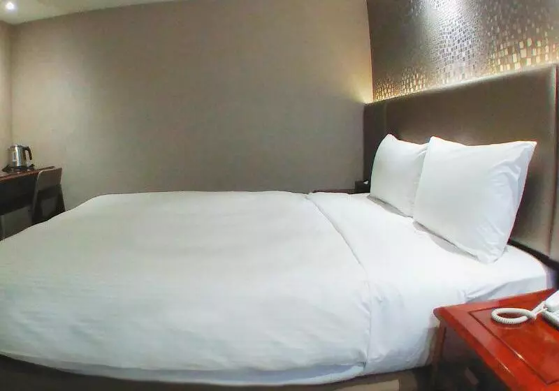 Fotos del hotel Kdm:  14