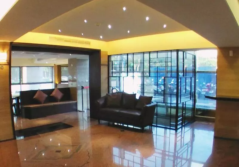 Fotos del hotel Kdm:  4