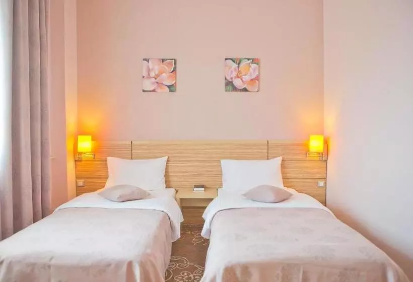 Fotos del hotel Rin Central:  14