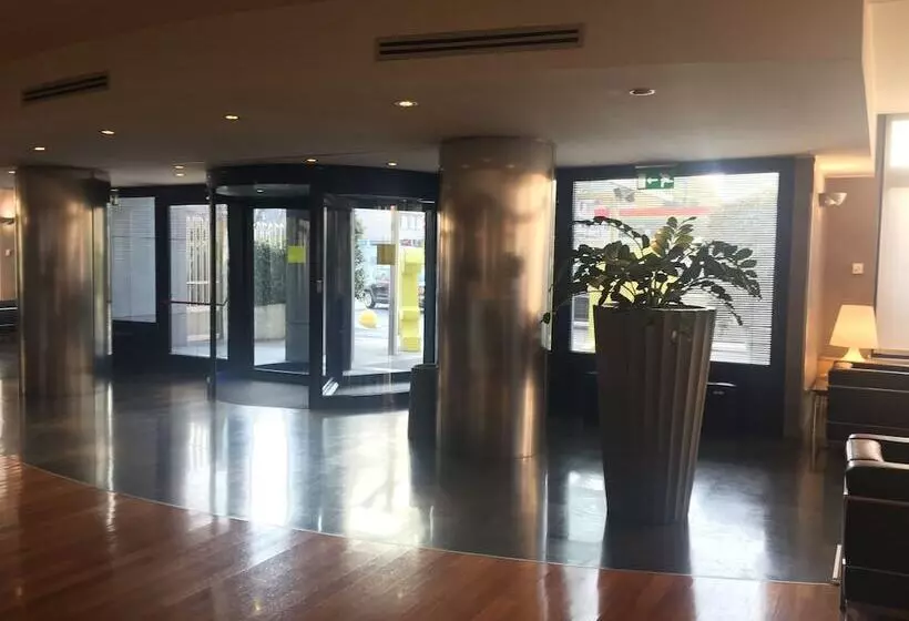 Fotos del hotel B&b Hotel Milano La Spezia:  10