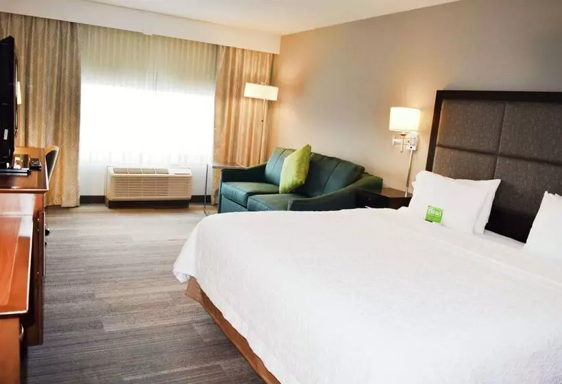 Fotos del hotel Hampton Inn & Suites By Hilton Calgary University Northwest:  7