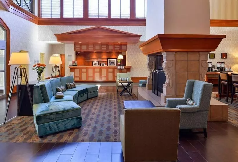 Fotos del hotel Hampton Inn & Suites By Hilton Calgary University Northwest:  9