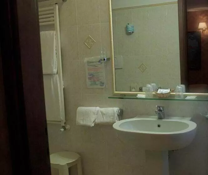 Fotos del hotel Lux:  8