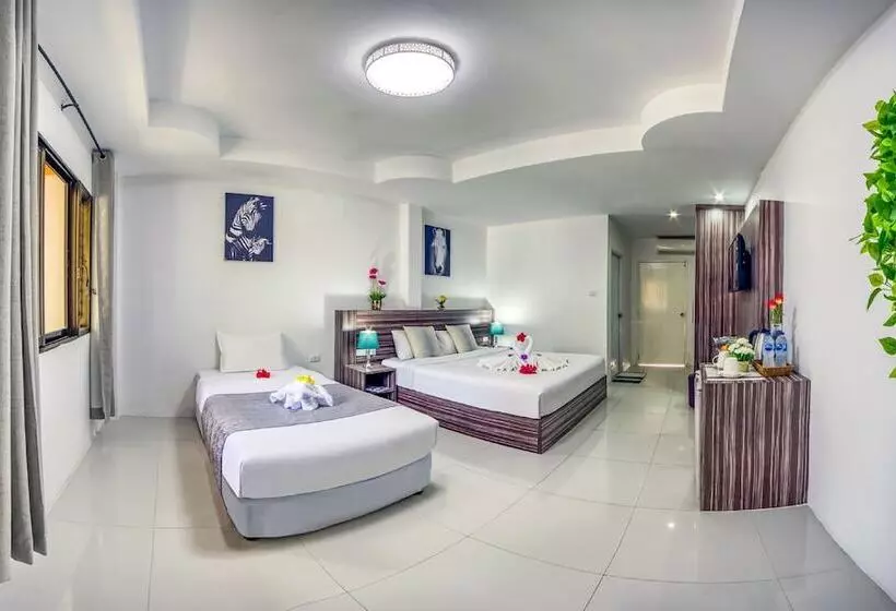 Fotos del hotel The Coconut Resort:  6