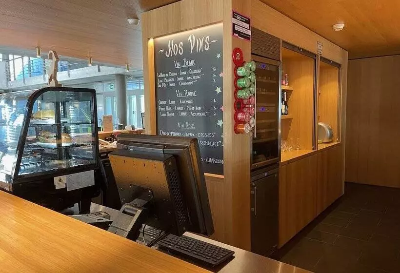 Fotos del hotel Lausanne Youth Hostel Jeunotel:  25