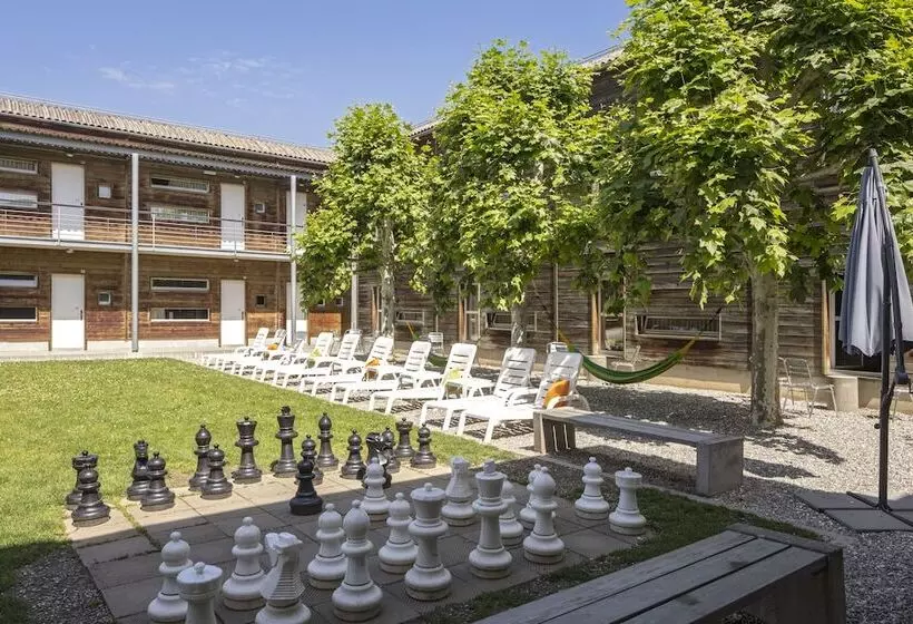 Fotos del hotel Lausanne Youth Hostel Jeunotel:  6