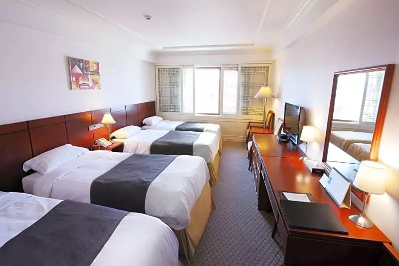 Fotos del hotel Commodore  Gyeongju:  18