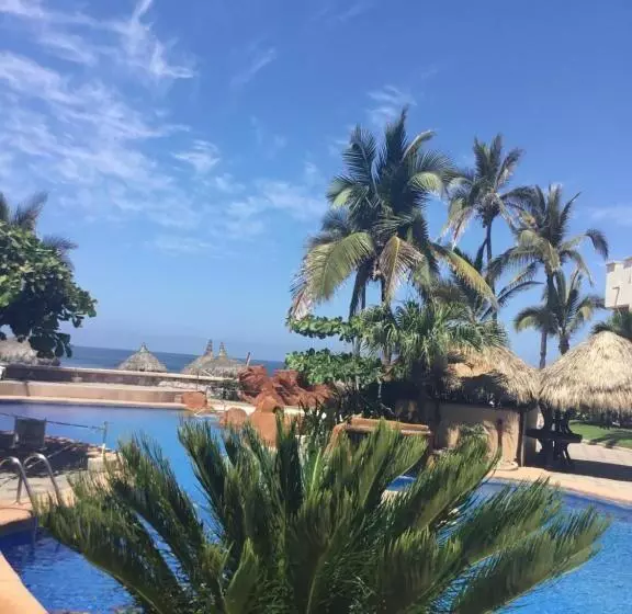 Fotos del hotel Costa Bonita Condominium & Beach Resort:  12