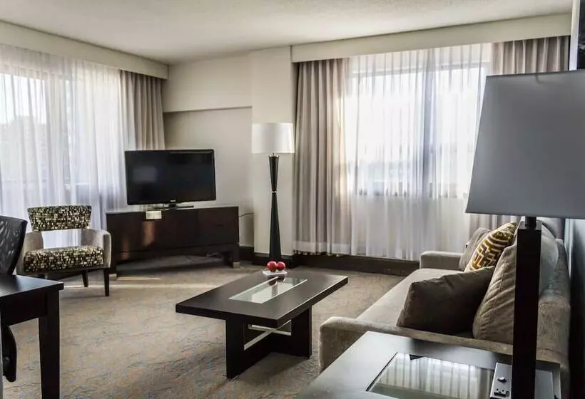 Fotos del hotel Ottawa Embassy  & Suites:  25