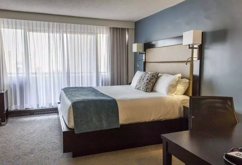 Fotos del hotel Ottawa Embassy  & Suites:  16