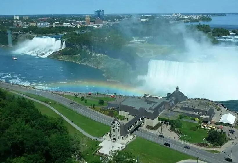 Fotos del hotel Tower Hotel At Fallsview:  5