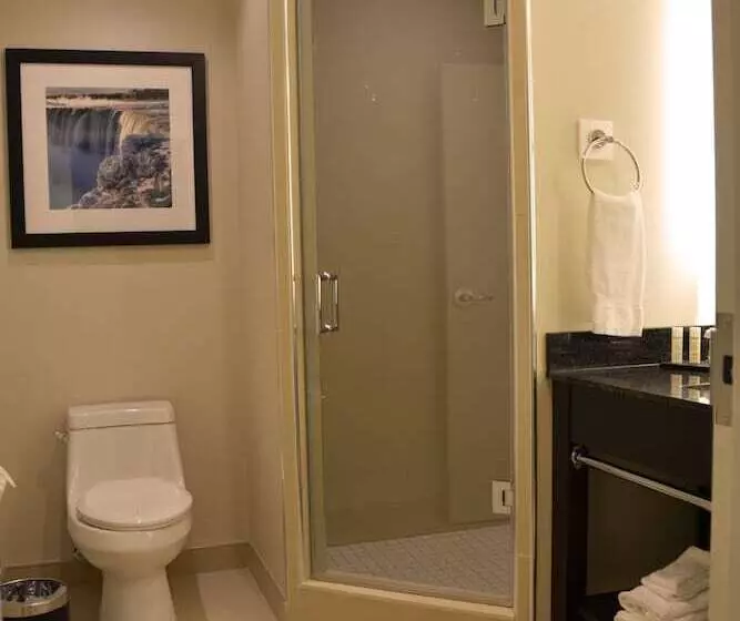 Fotos del hotel Tower Hotel At Fallsview:  3