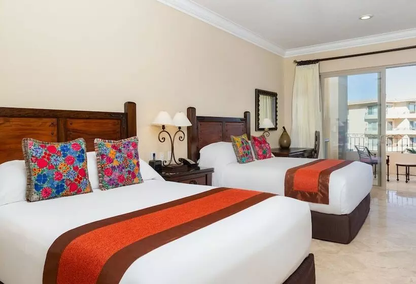 Villa La Estancia Beach Resort & Spa