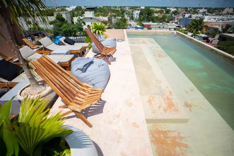 Nuee Tulum