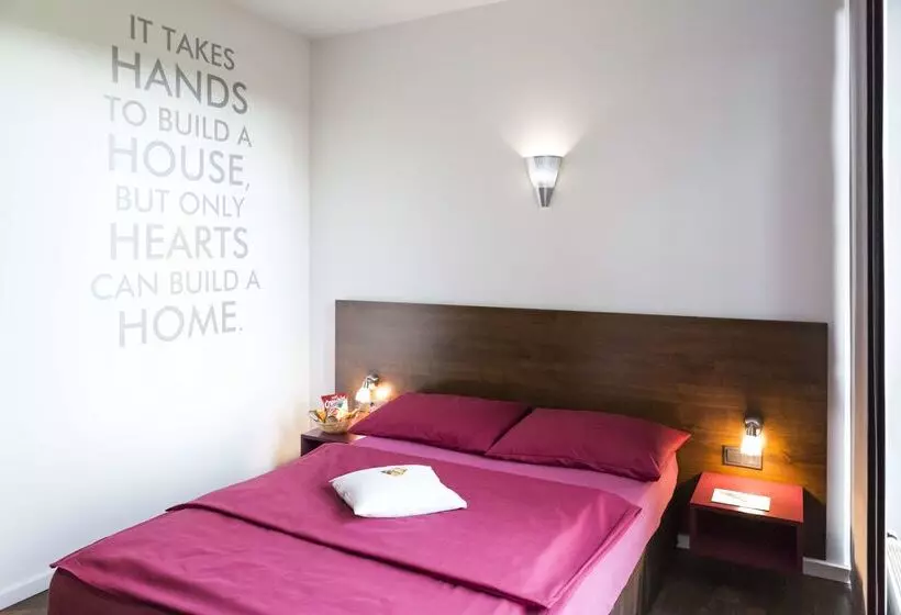 Fotos del hotel Auszeit  Düsseldorf  Das Frühstücks  Partner Of Sorat S:  17