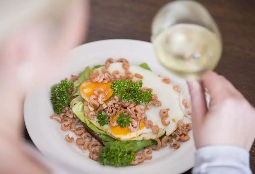 Fotos del hotel Auszeit  Düsseldorf  Das Frühstücks  Partner Of Sorat S:  6