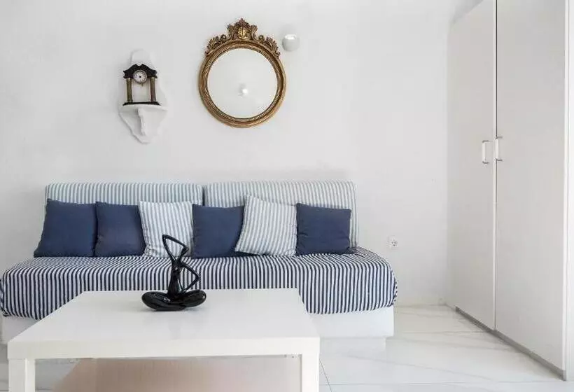 Fotos del hotel Alexander Villas:  25