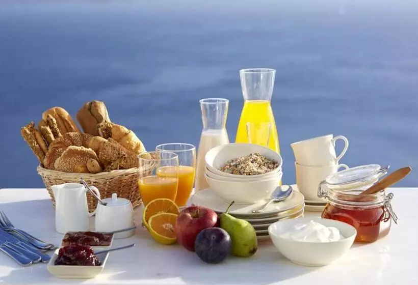 Fotos del hotel Alexander Villas:  3