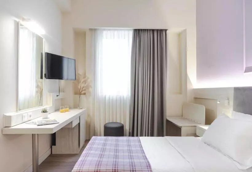 Fotos del hotel Athens Cypria:  2