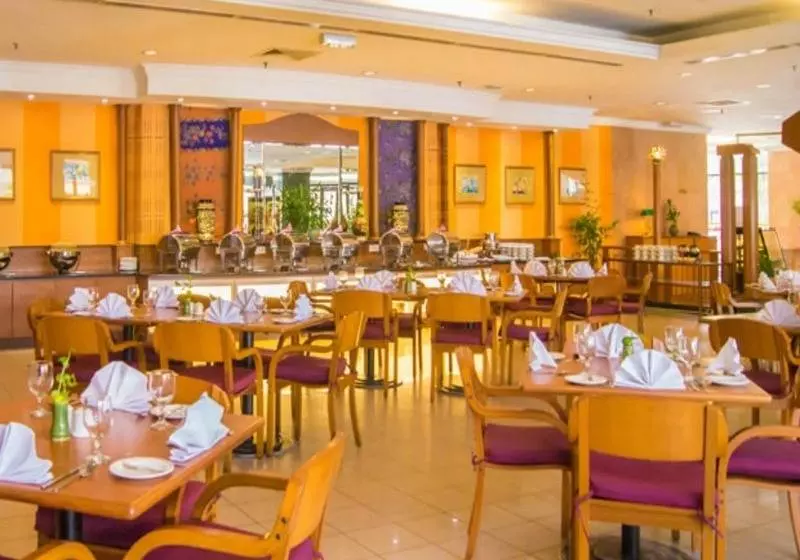 Fotos del hotel Grand Continental Kuching:  7