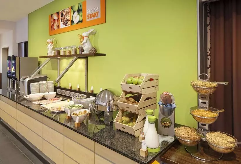 Fotos del hotel Holiday Inn Express Duesseldorf City Nord, An Ihg:  23