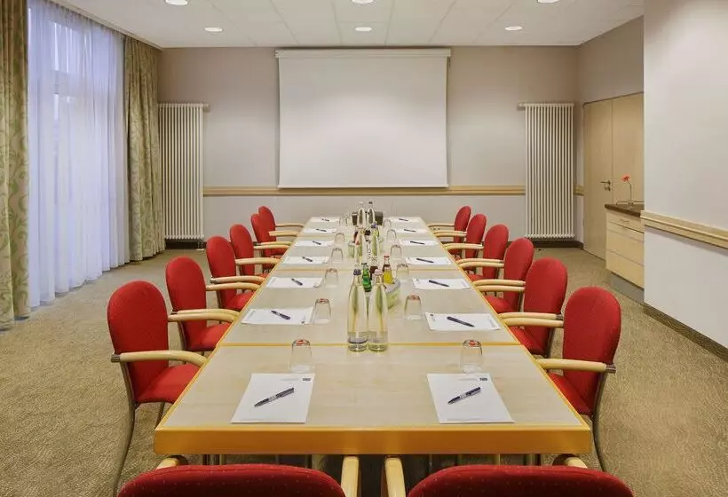 Fotos del hotel Holiday Inn Express Duesseldorf City Nord, An Ihg:  6