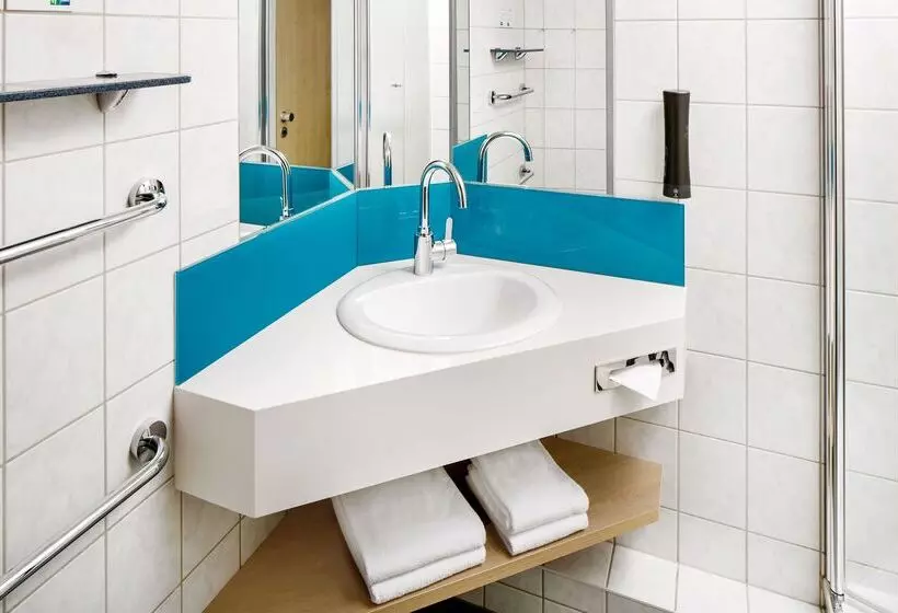 Fotos del hotel Holiday Inn Express Duesseldorf City Nord, An Ihg:  13