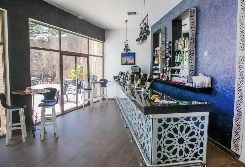 Fotos del hotel La Perle Du Sud:  4