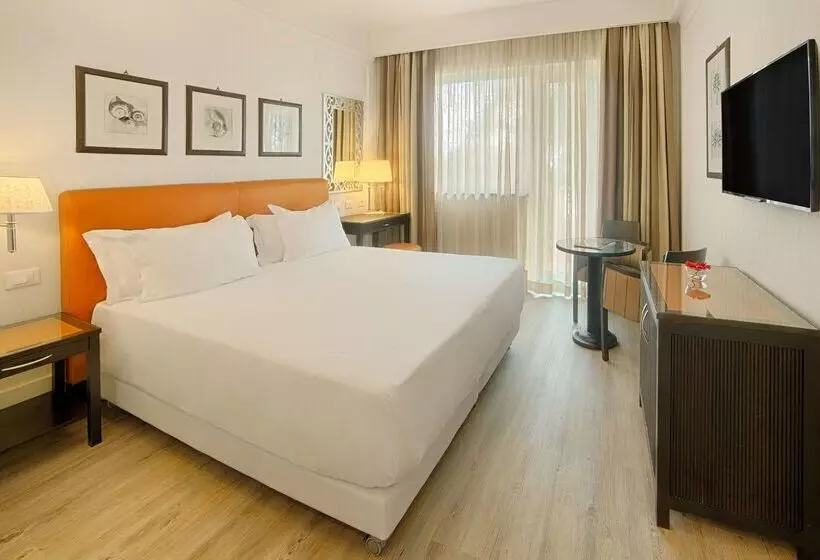 Fotos del hotel Nh Catania Parco Degli Aragonesi:  3