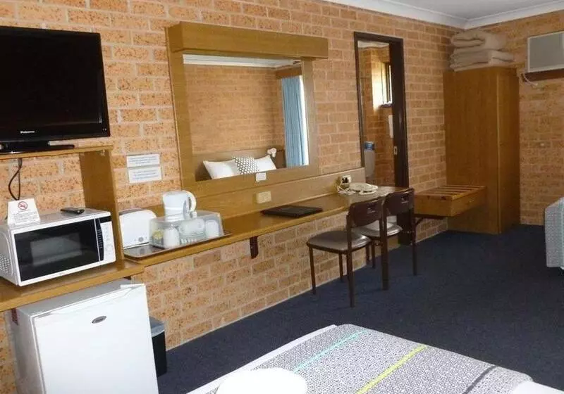 Royal Palms Motor Inn