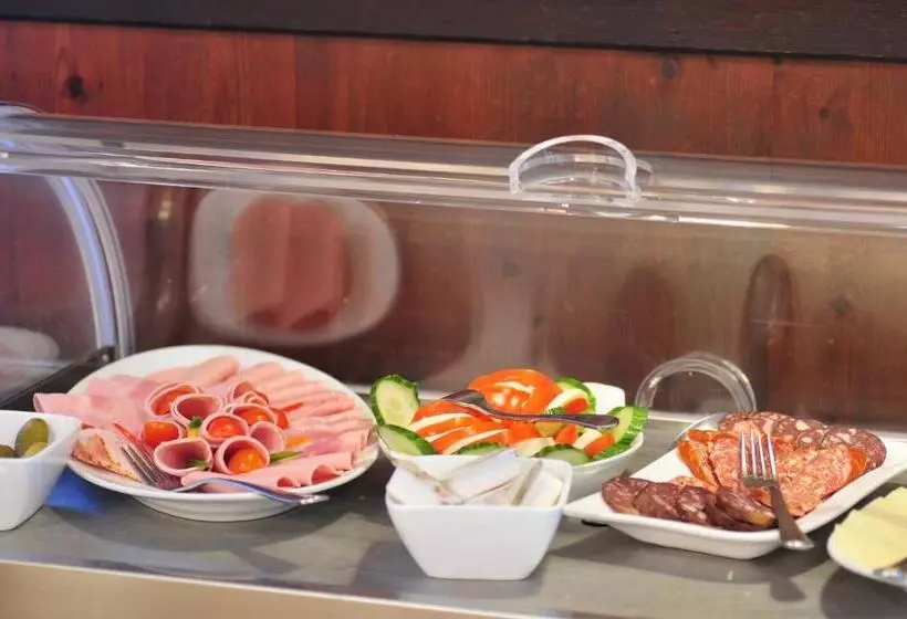 Fotos del hotel Kim  Im Park:  3