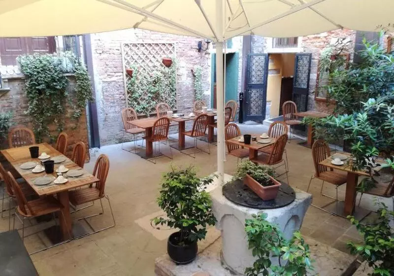 Fotos del hotel Locanda La Corte:  4