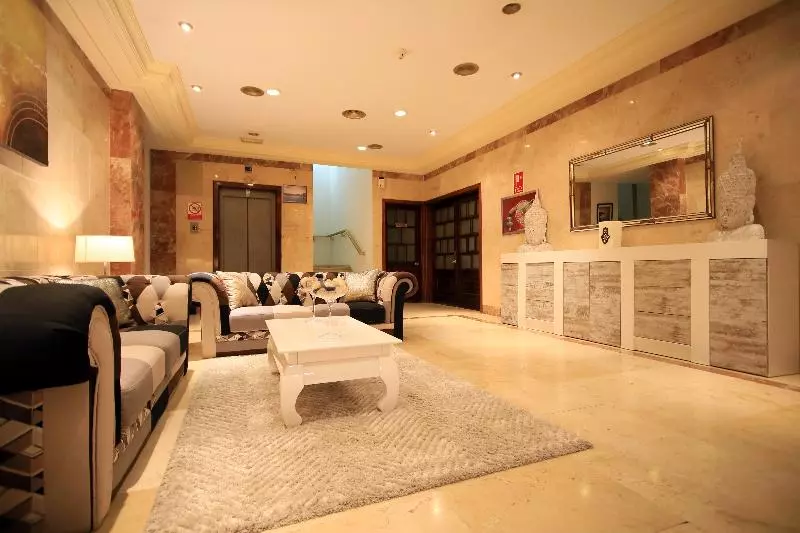 Fotos del hotel Aeropuerto Sur:  11