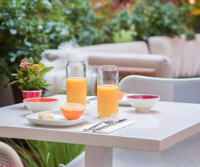 Fotos del hotel Novotel Suites Cannes Centre:  19