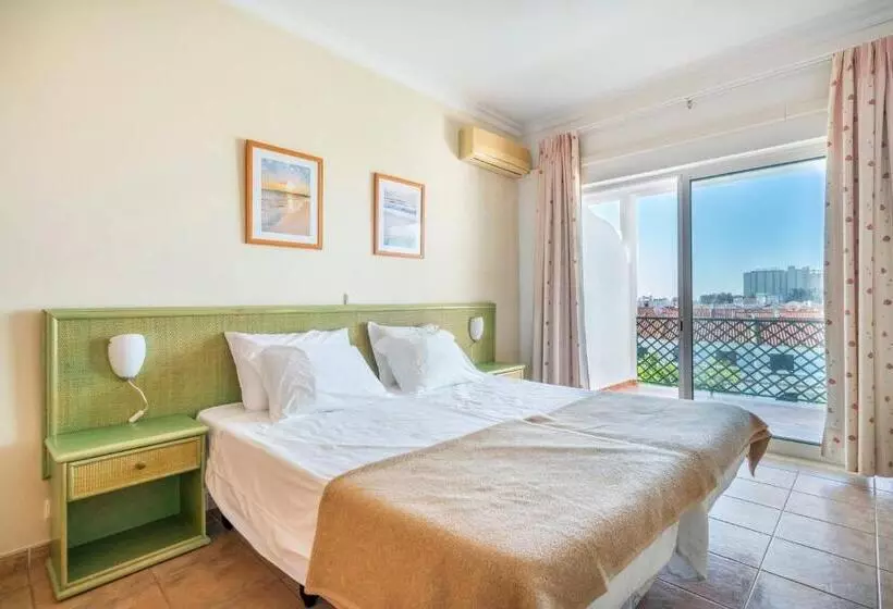 Fotos del hotel Apartamentos Turisticos Alagoa Praia:  13