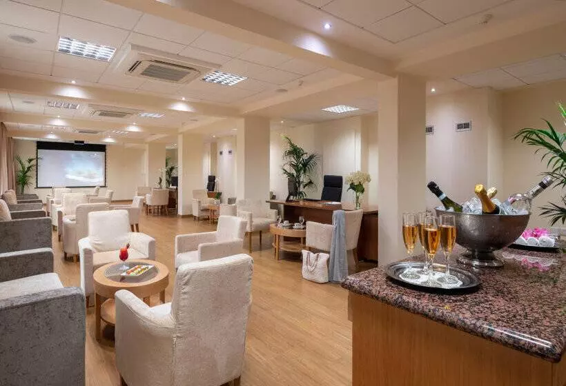 Fotos del hotel Constantinou Bros Athena Beach:  3