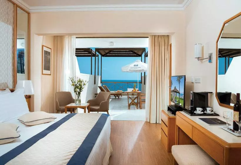 Fotos del hotel Constantinou Bros Athena Beach:  23