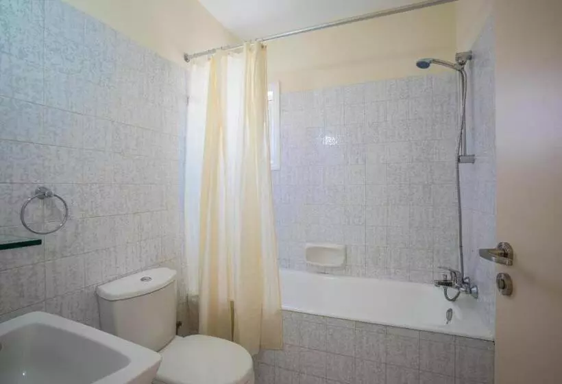 Fotos del hotel Christabelle Hotel Apartments:  6